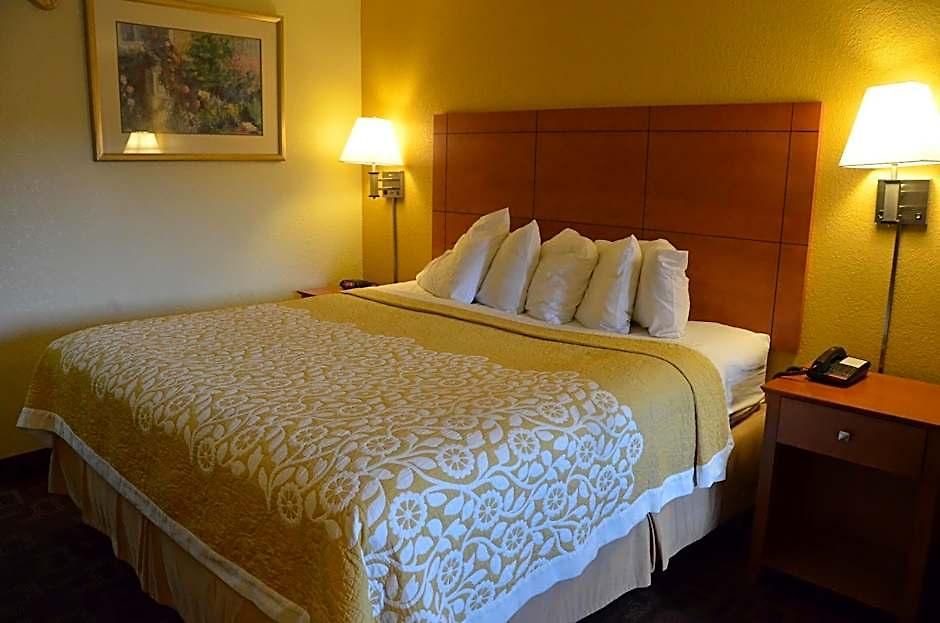 Days By Wyndham Airport East 2* Nashville