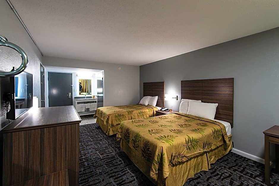 Hotel Regency &