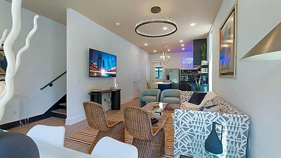 The Grove By Avantstay Stylish And Spacious Perfect For Groups Apartment *