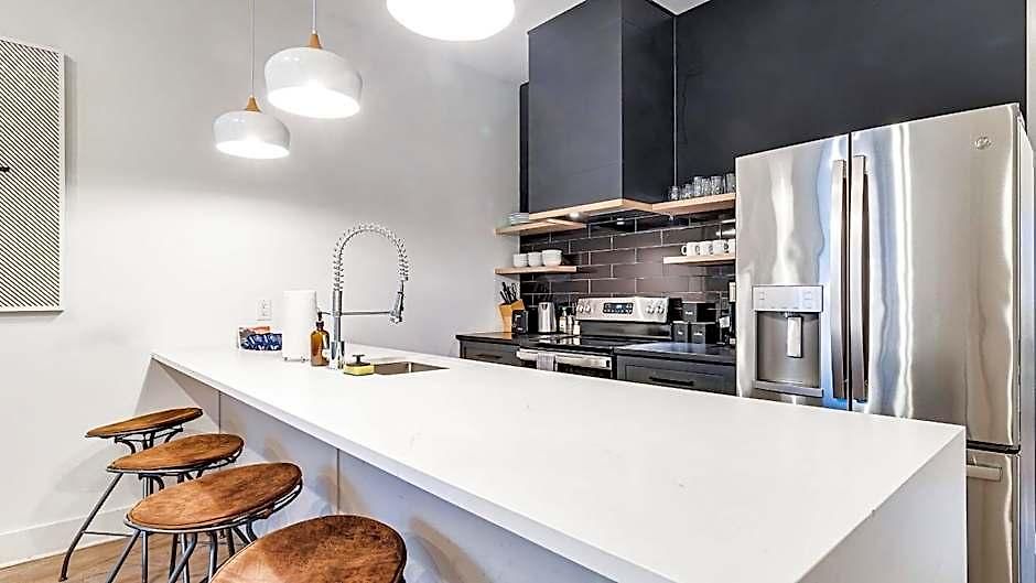 The Grove By Avantstay Stylish And Spacious Perfect For Groups Apartment