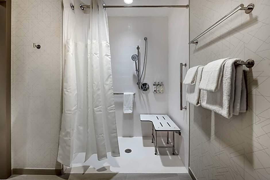 Express & West End - Univ Area By Ihg Nashville
