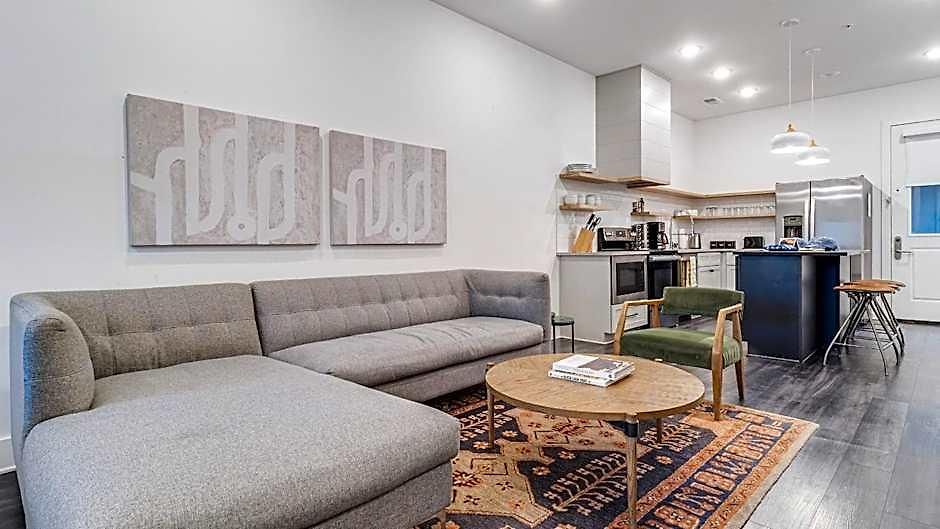 The Grove By Avantstay Stylish And Spacious Perfect For Groups Apartment Nashville