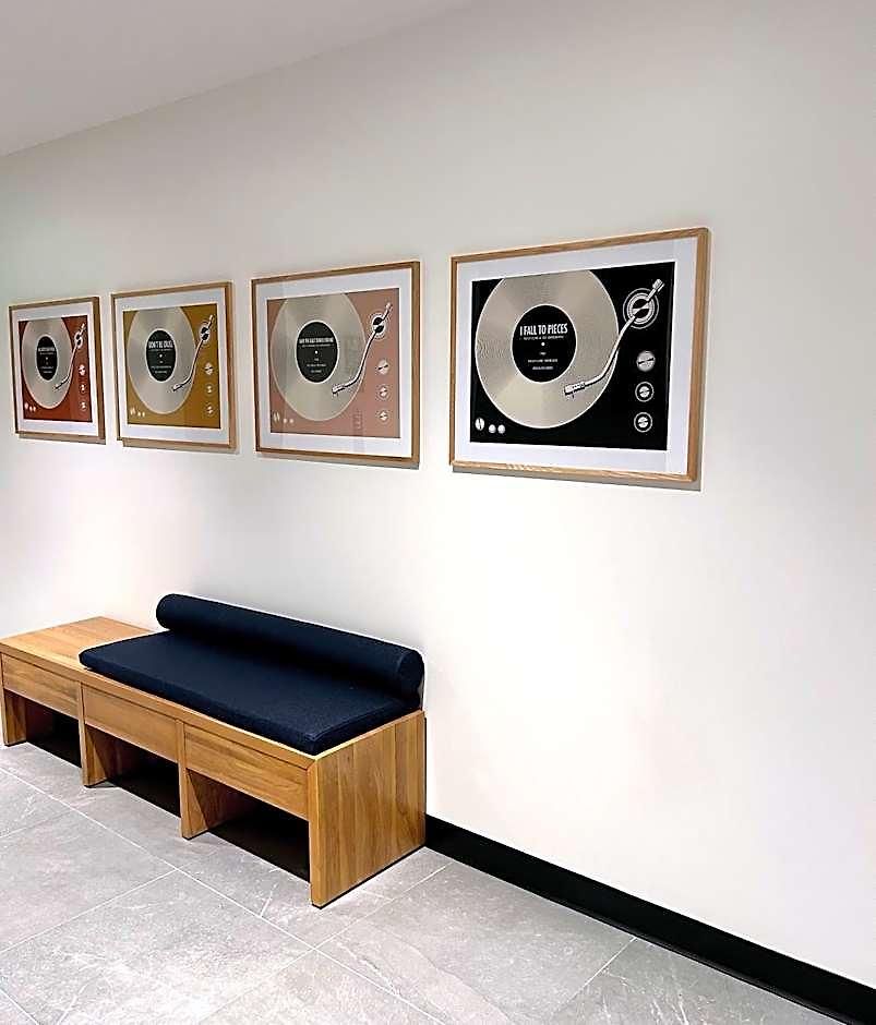 Hotel Motif On Nashville's Music Row 2*