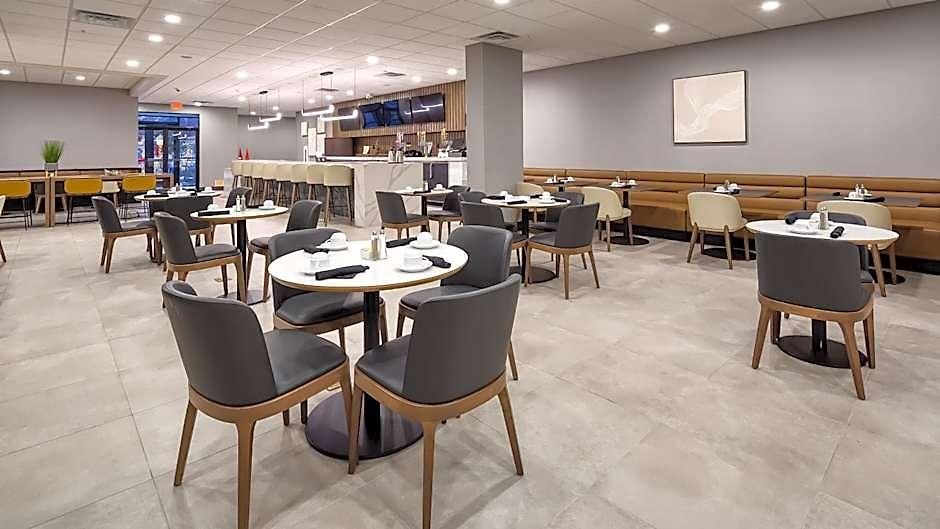 Airport By Ihg Nashville