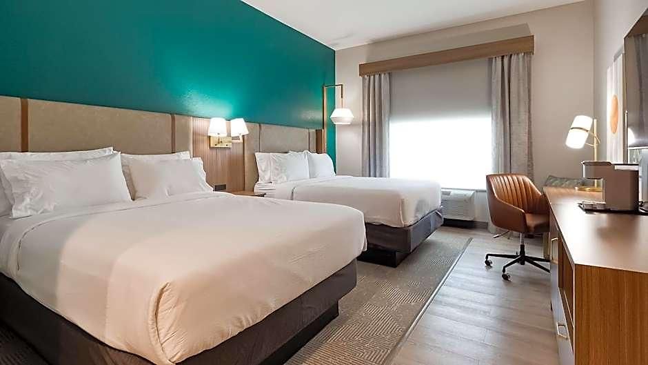 Hotel Airport By Ihg 3*