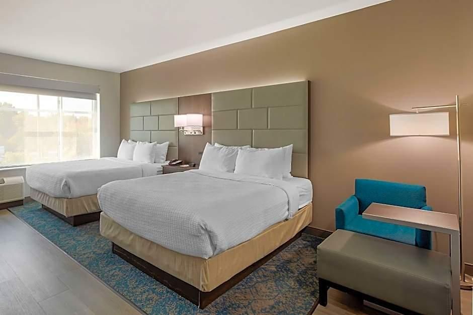 Western Executive Residency Antioch 2*