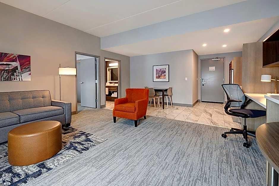 Hotel Home2 By Hilton Downtown-metrocenter Nashville