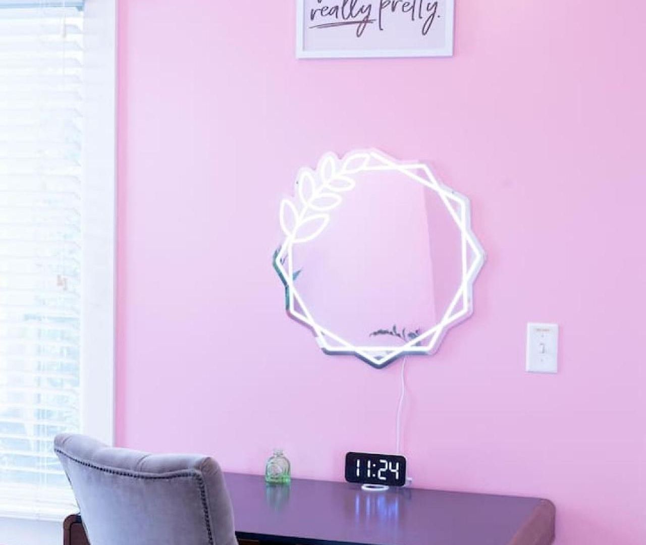 Lipstick & Boots - Luxury 3-level With Private Garage Near Music Row Apartment Nashville