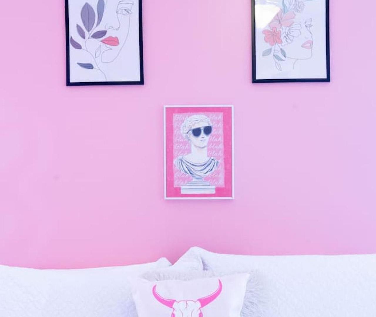 Lipstick & Boots - Luxury 3-level With Private Garage Near Music Row