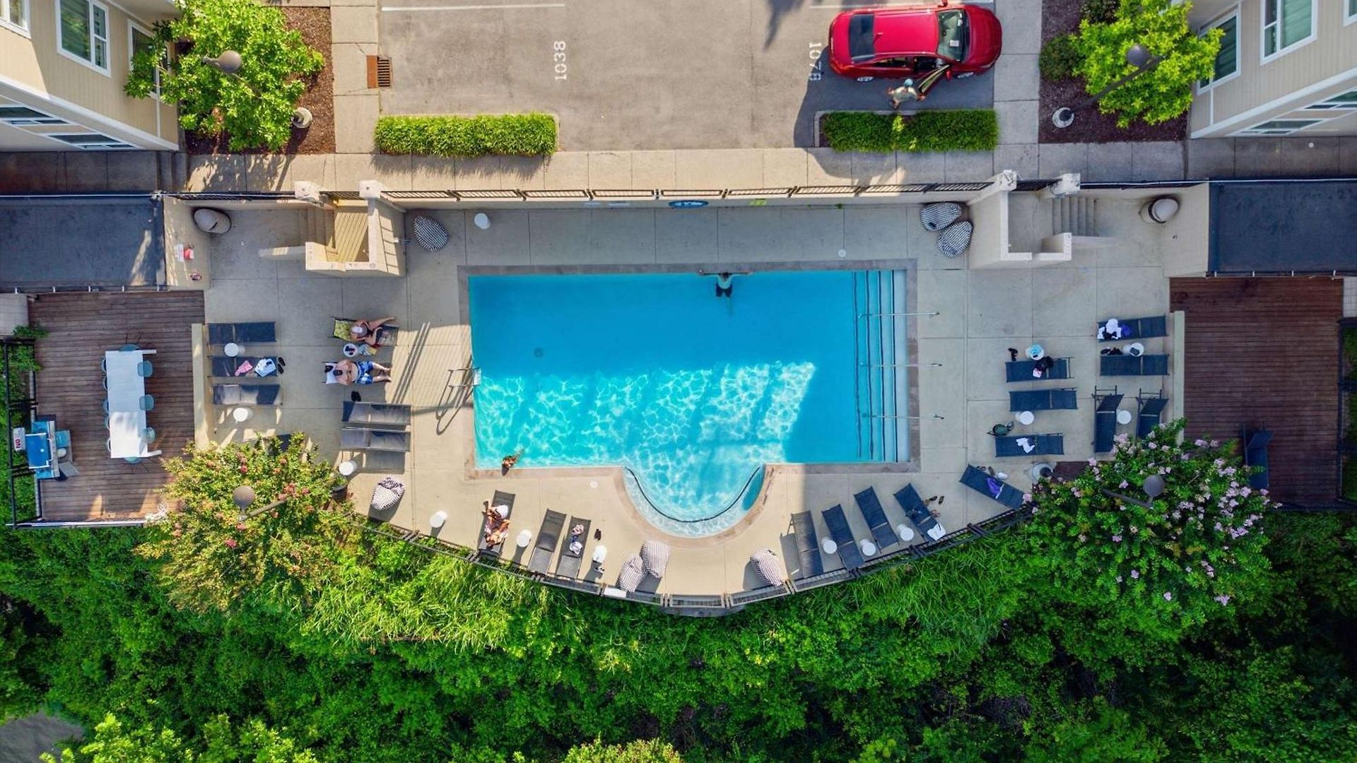 1062 Riverfront *
