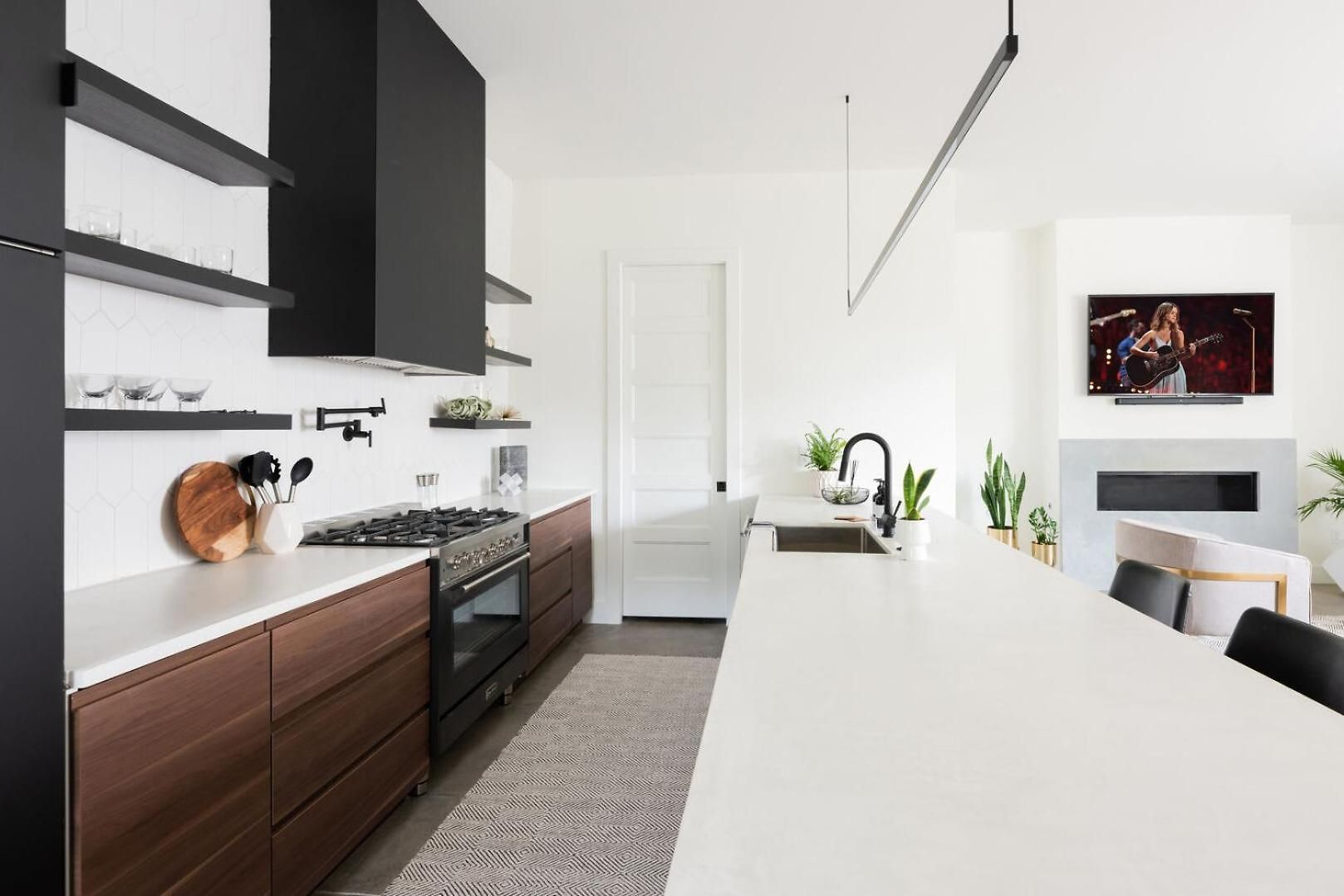 Nash Chic Near Dt Rooftop Luxe Comfort Holiday home