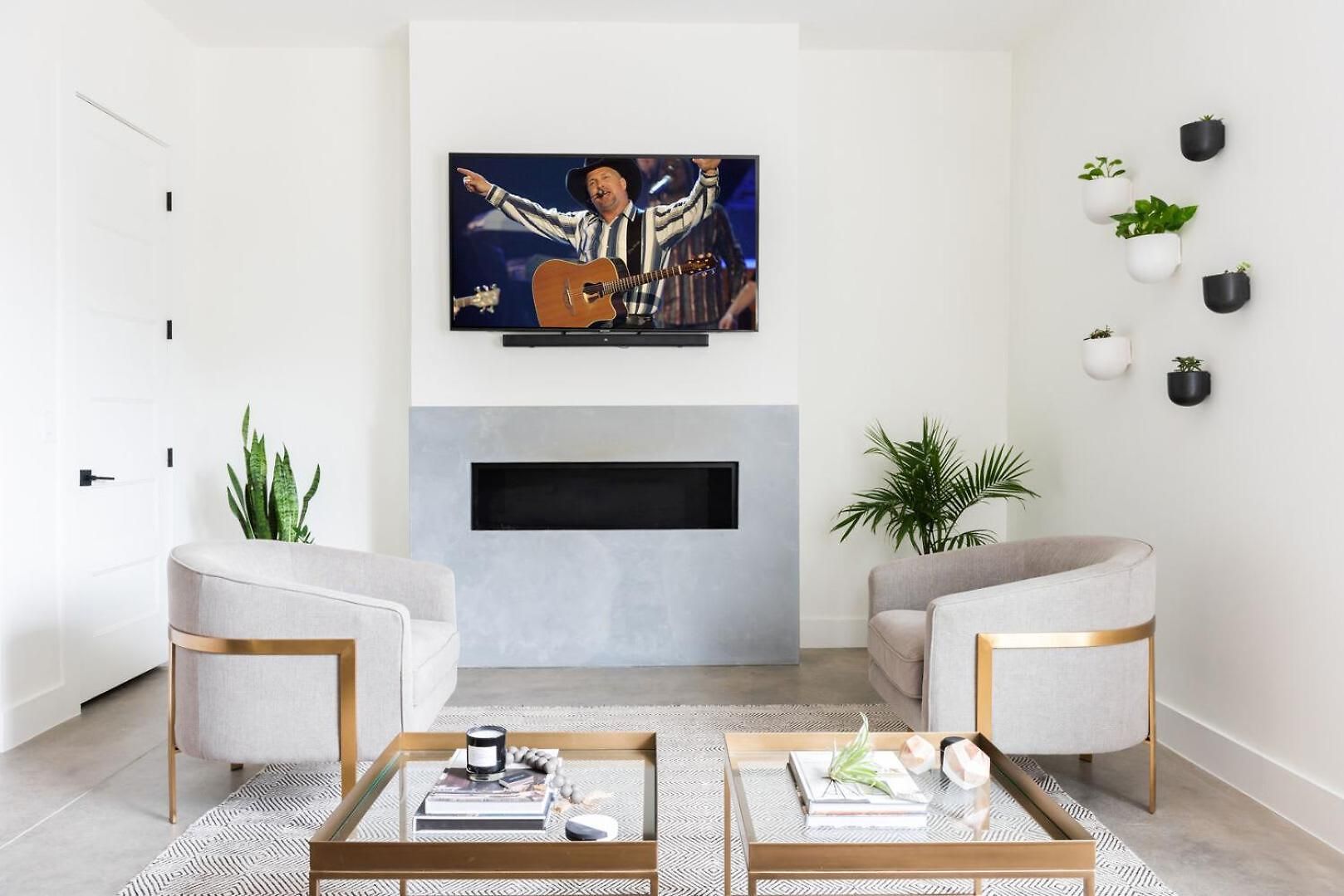Holiday home Nash Chic Near Dt Rooftop Luxe Comfort