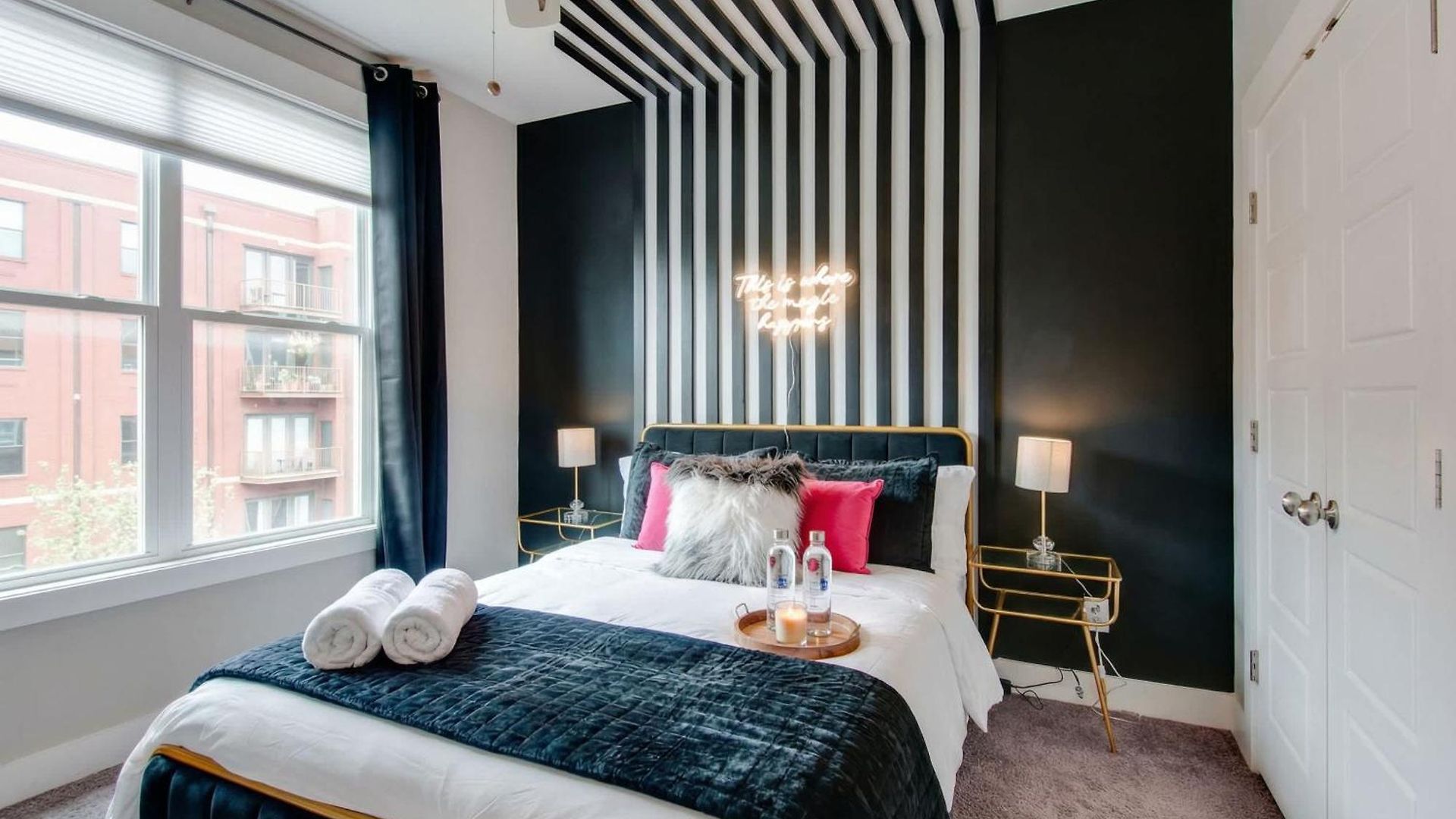 Close To The Gulch - Book Today