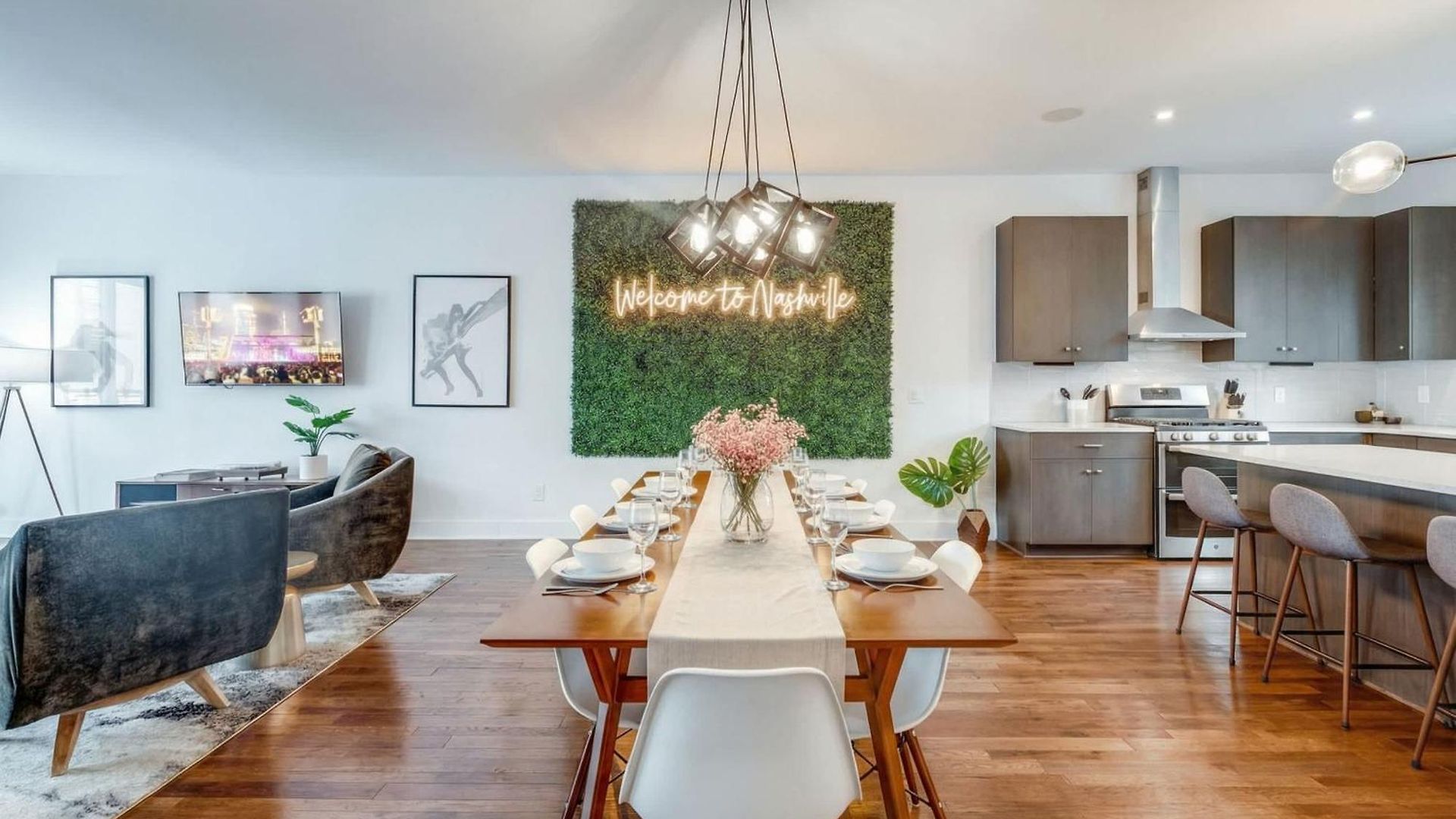 Downtown Luxury - 10 Beds & Free Parking Holiday home Nashville