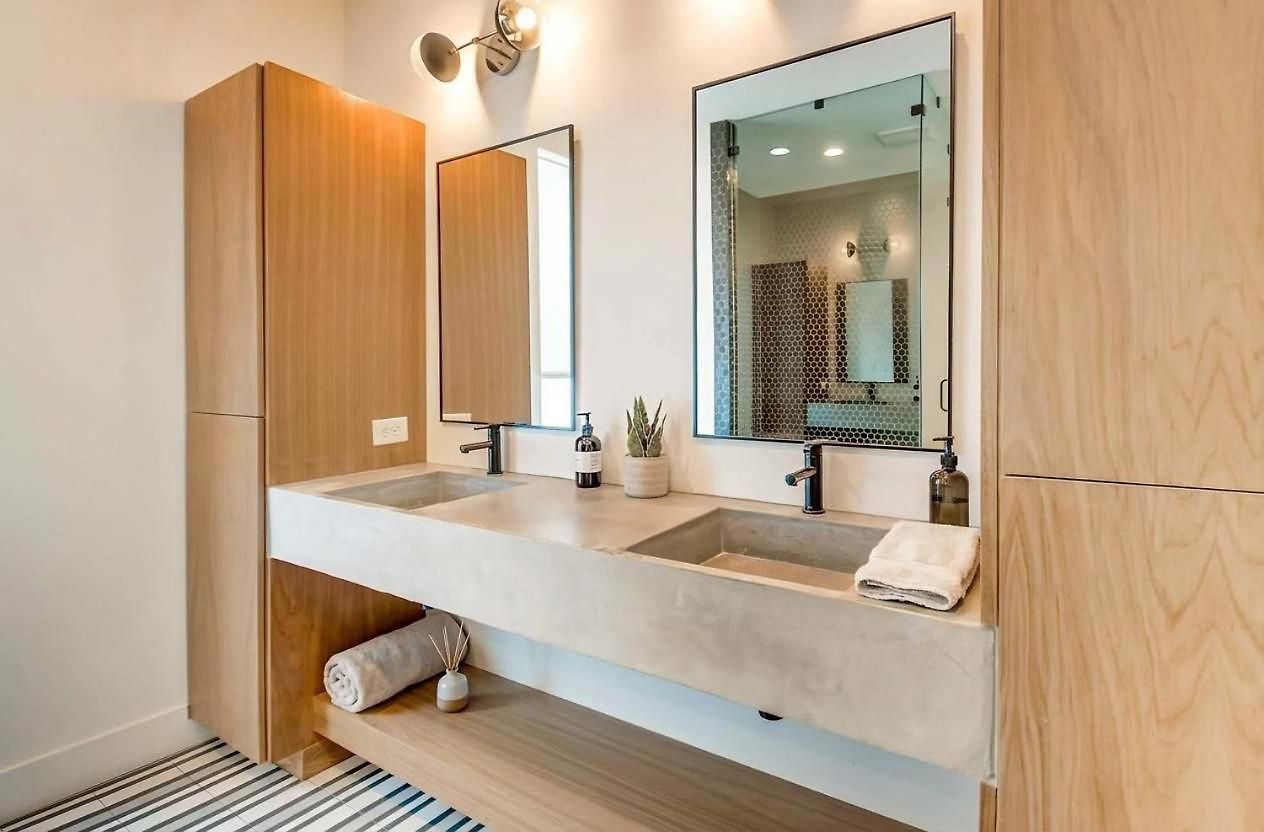 Close To The Gulch - Book Today * Nashville