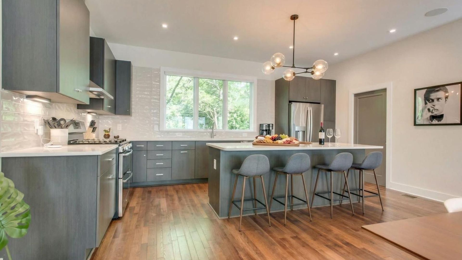 Holiday home Downtown Luxury - 10 Beds & Free Parking *