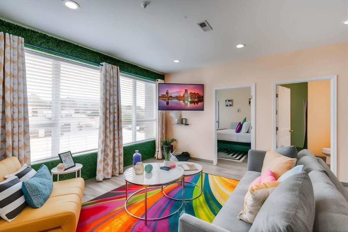 New 4 Bedroom Near Dt Walk To Restaurants Nashville