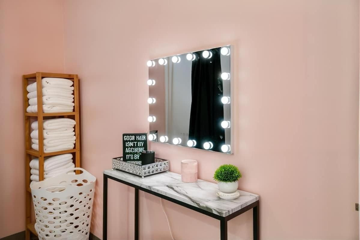 Apartment New 4 Bedroom Near Dt Walk To Restaurants