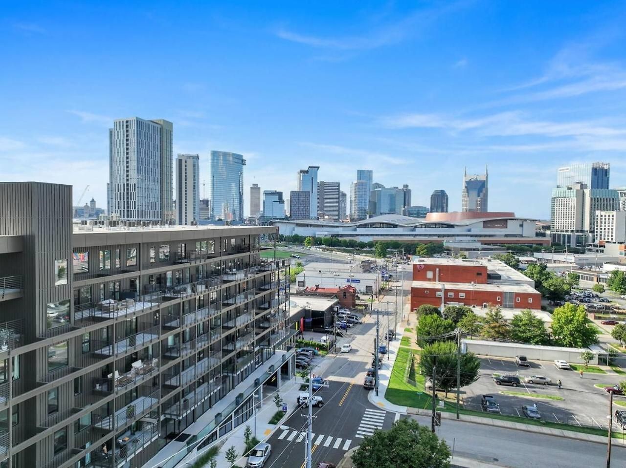 The Stage In Downtown W Pool/gym | Walk To Broadway Holiday home Nashville