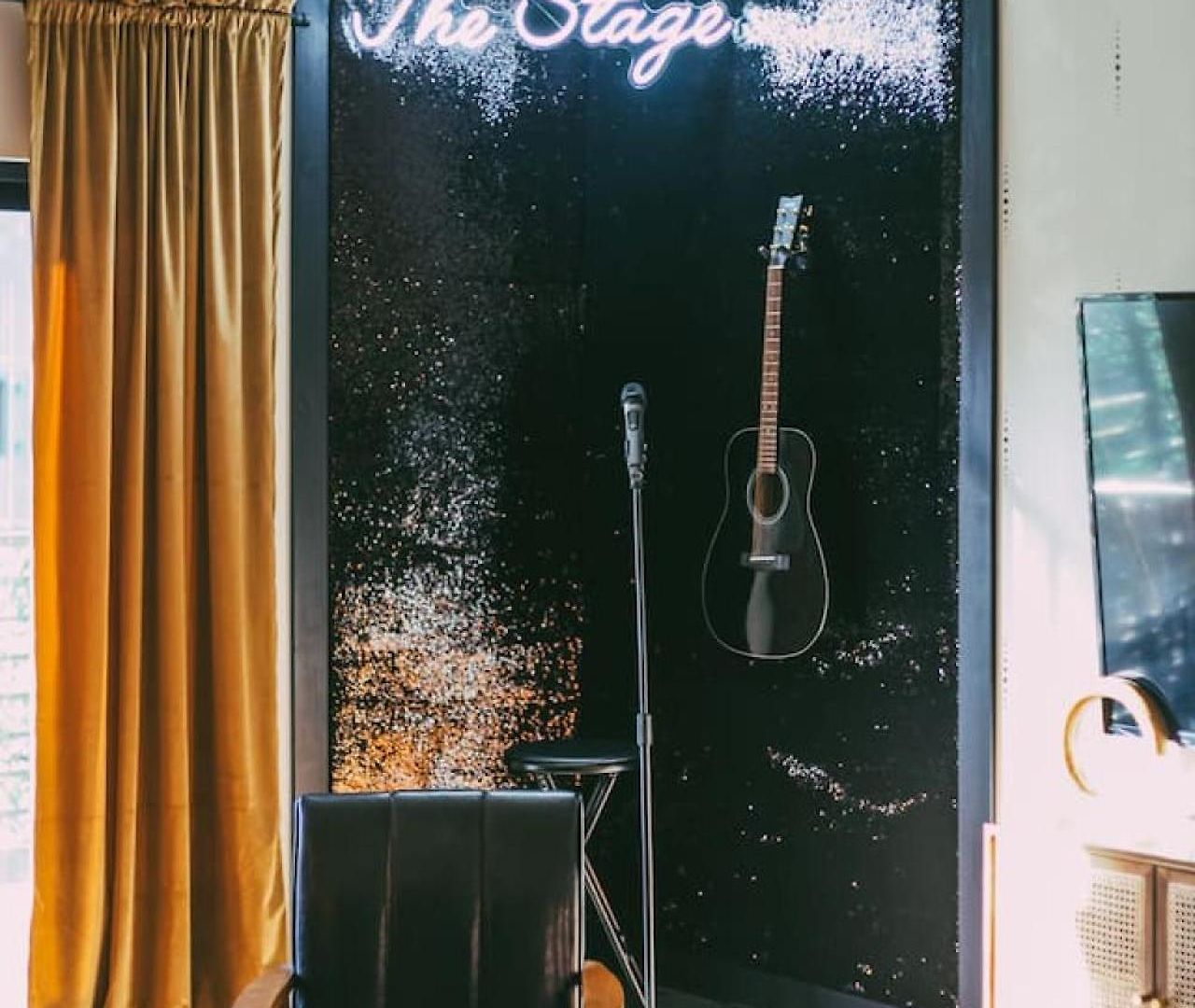The Stage In Downtown W Pool/gym | Walk To Broadway Holiday home Nashville