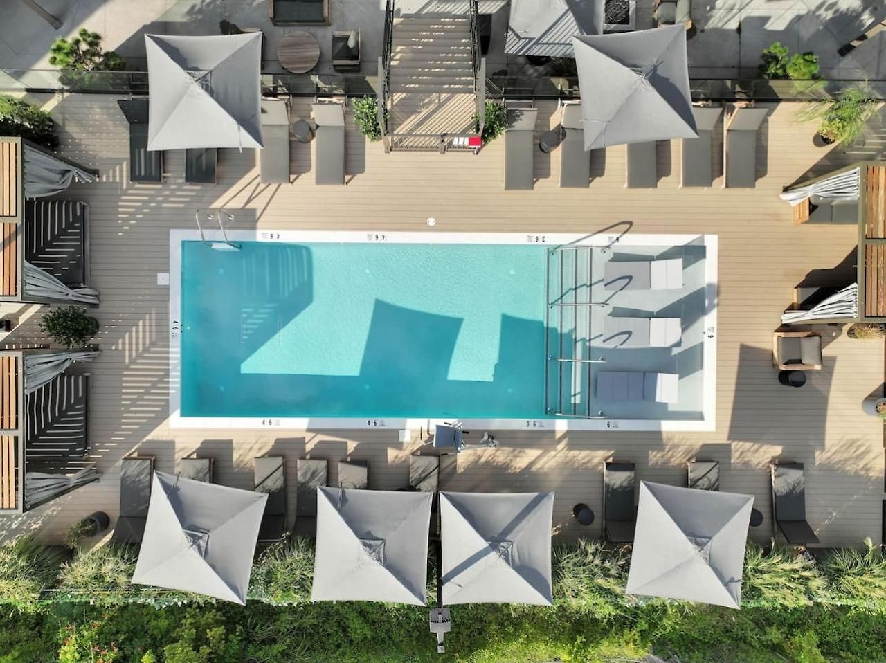 The Stage In Downtown W Pool/gym | Walk To Broadway Holiday home Nashville
