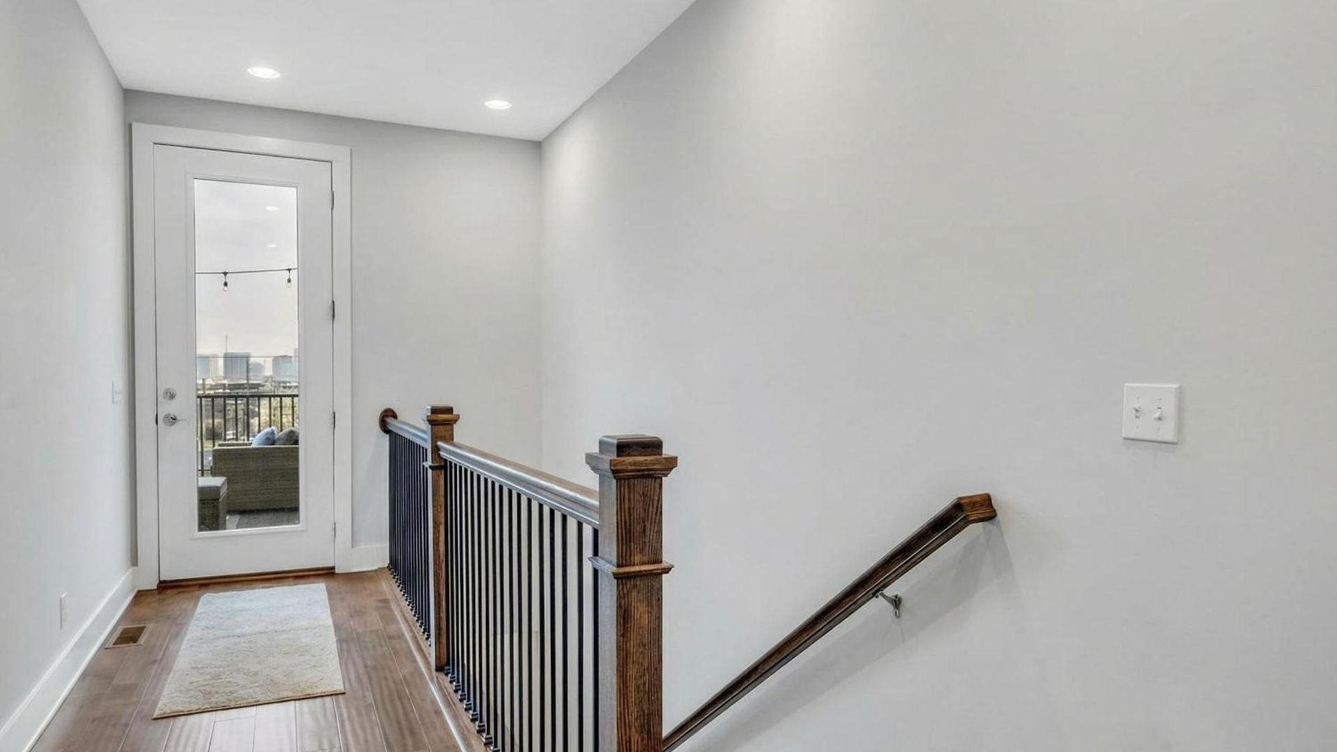 New Luxe 4br 12 Beds - Roofdeck Views - Chefs Kitchen Holiday home *