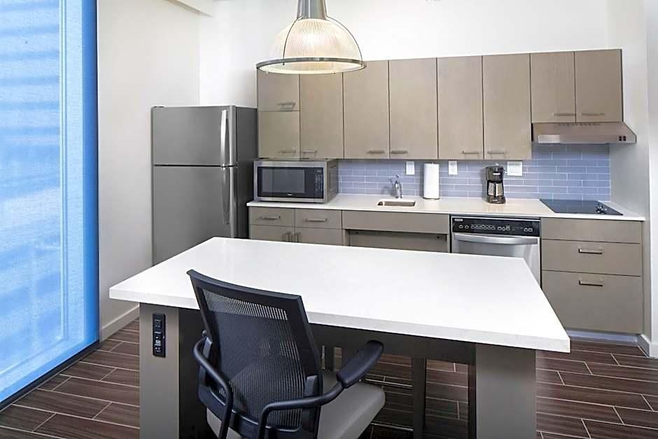 Hyatt House At Vanderbilt