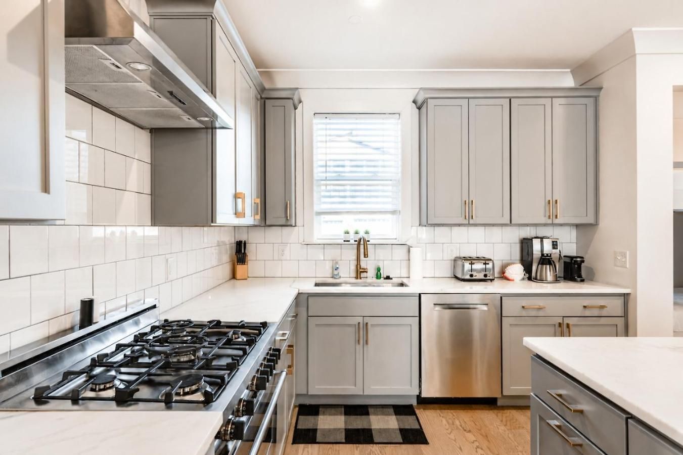 4br Oasis With Rooftop Skyline Views Holiday home *