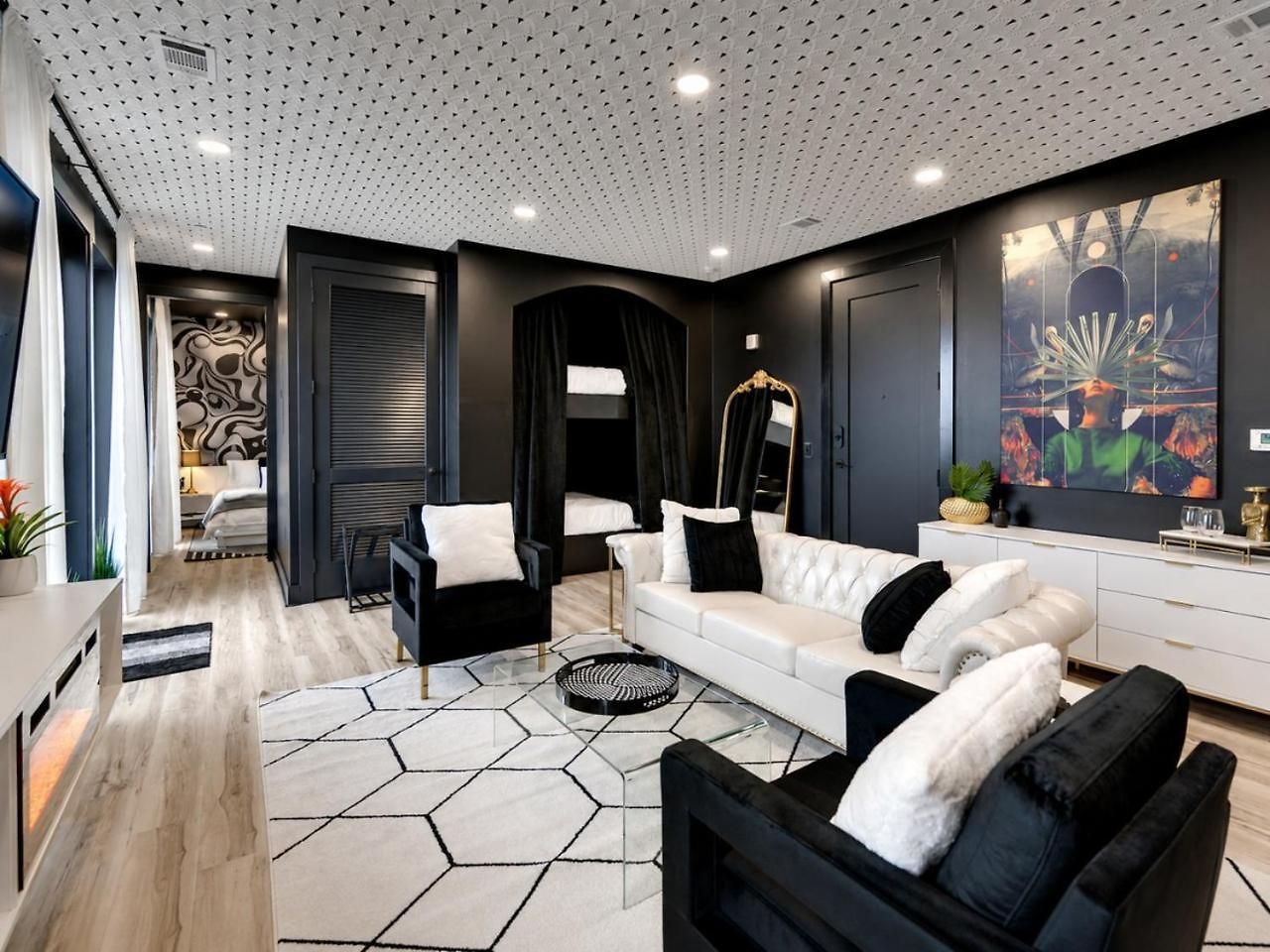 Floor Neo Suite, Walk To Broadway & Views Apartment