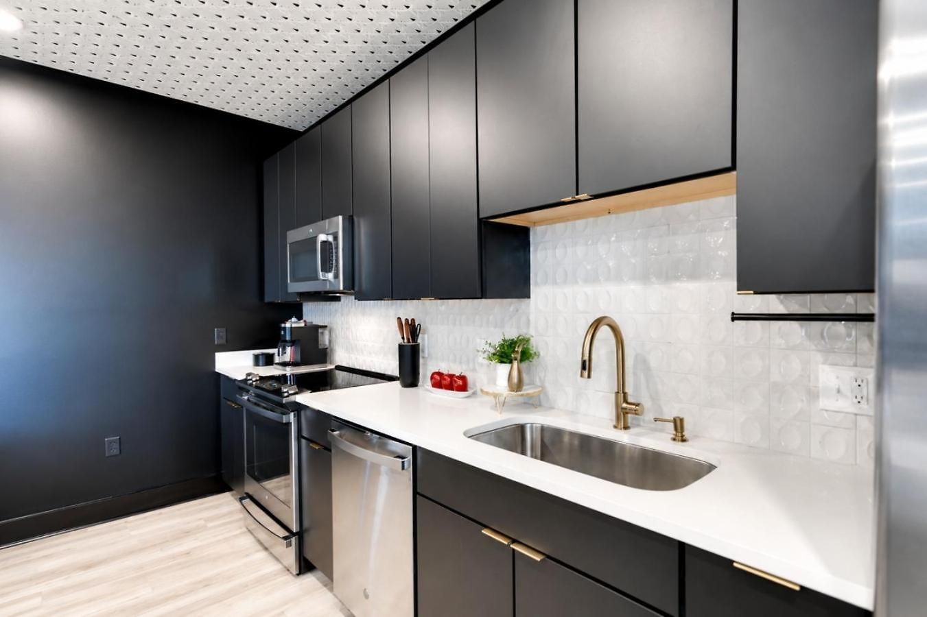 Apartment Floor Neo Suite, Walk To Broadway & Views