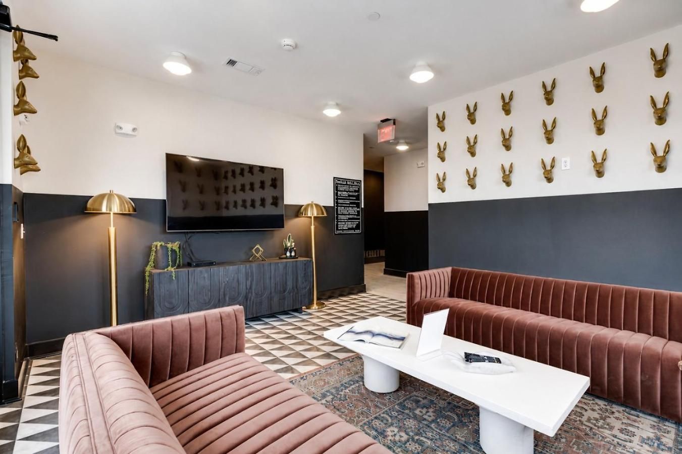 Floor Neo Suite, Walk To Broadway & Views Apartment Nashville
