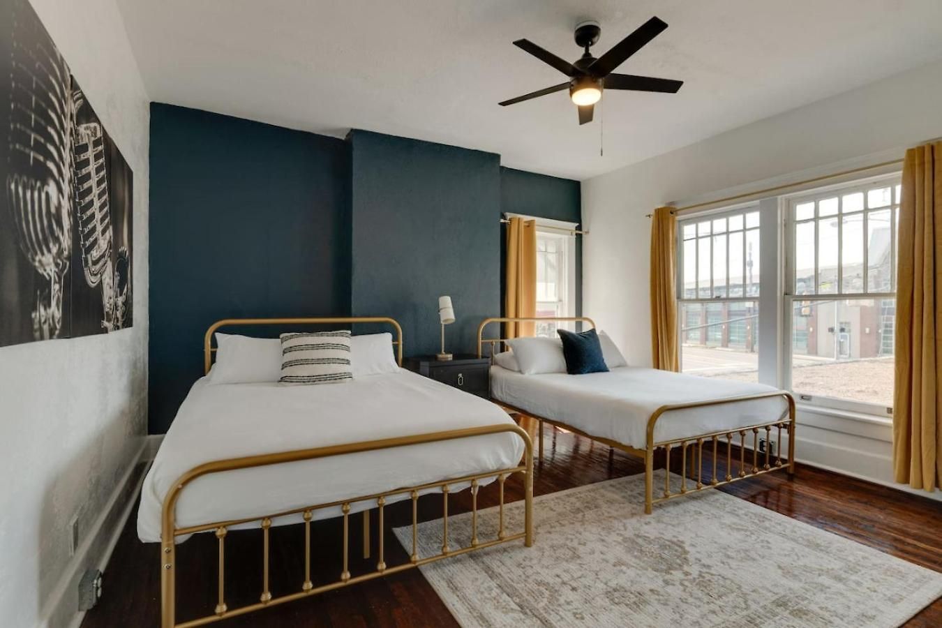 Apartment Historic Music Loft Sleeps 8, Near Broadway