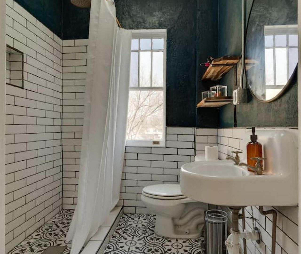 Historic Music Loft Sleeps 8, Near Broadway * Nashville