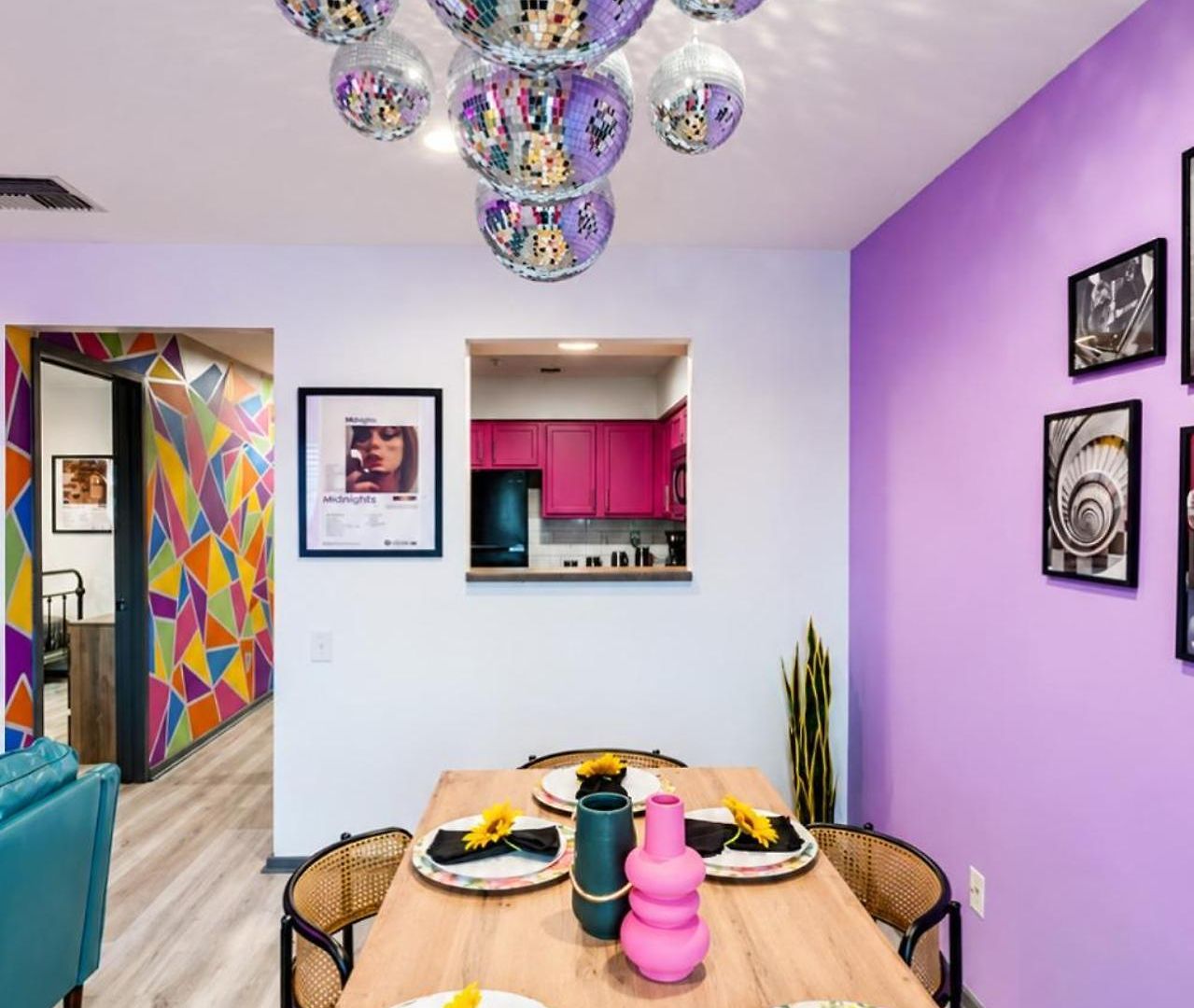 Apartment Chic Retreat, River Views And Vip Vibes *