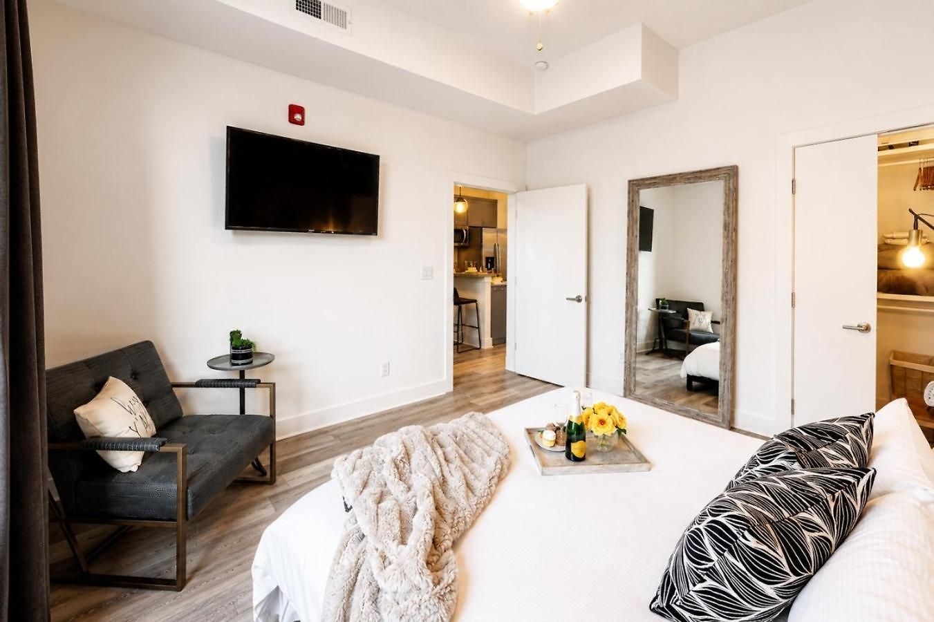 Vandy Midtown L Washer Dryer And Free Parking *