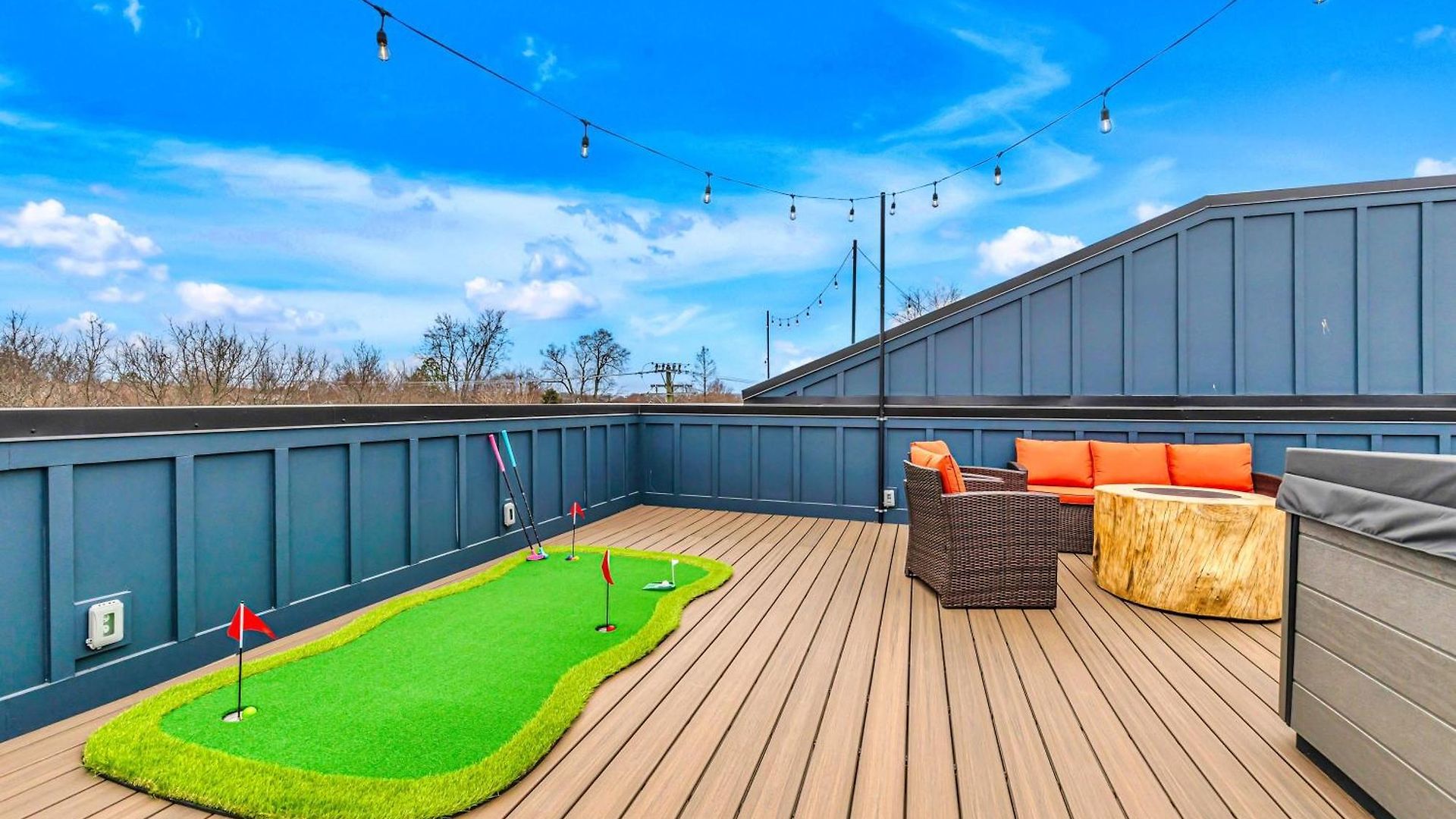 Holiday home Rooftop Hot Tub Game Barrel Sauna