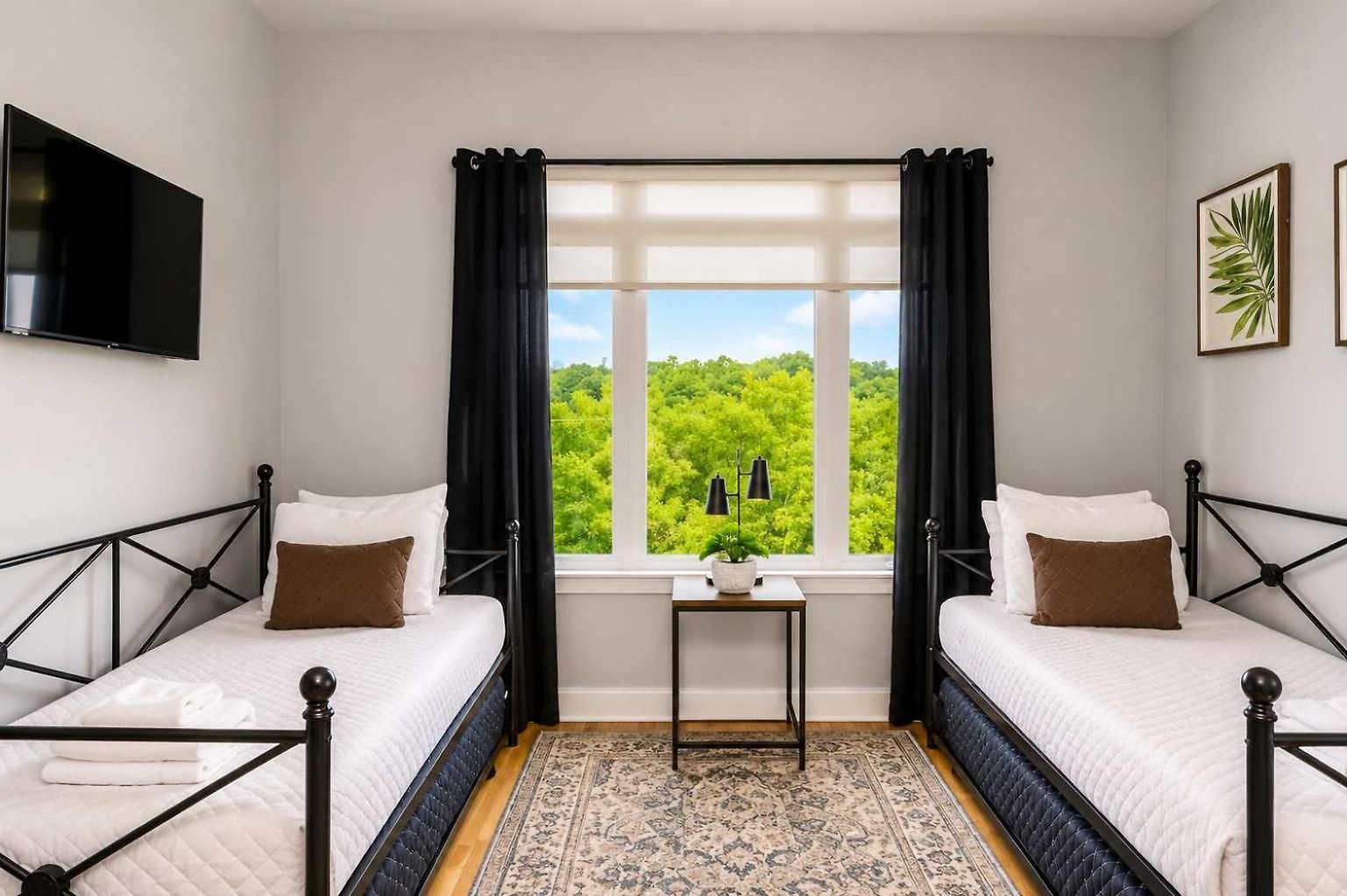 Holiday home Luxury Rooftop Retreat Sleeps 12 *
