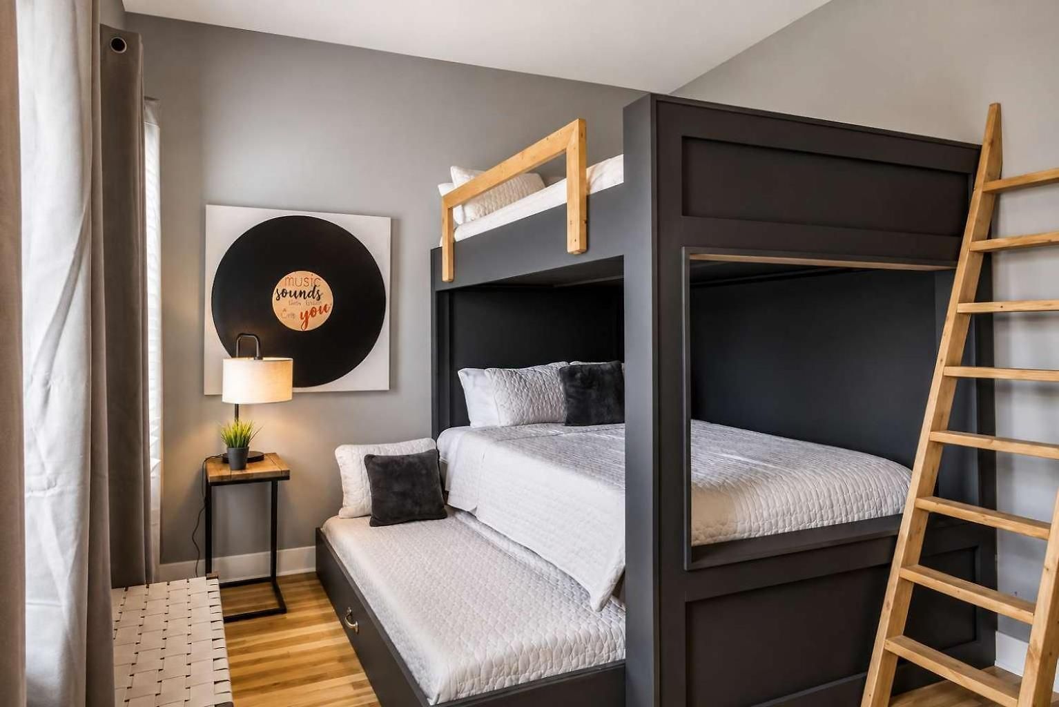 Skyline Serenity Spacious Retreat * Nashville