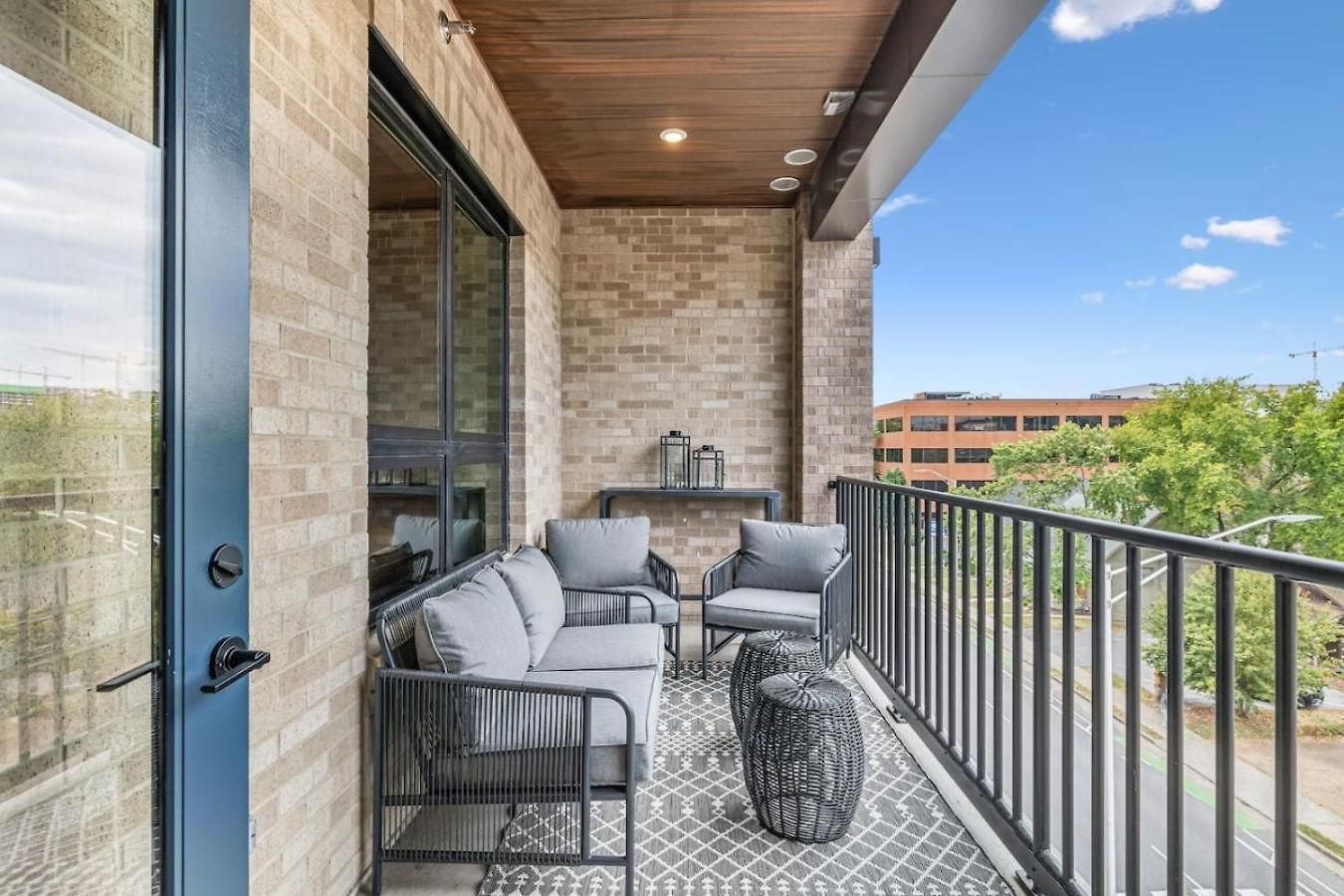 The Smokeshow On Music Row Near Broadway In Downtown Nashville- Pool, Gym, Patio Holiday home *