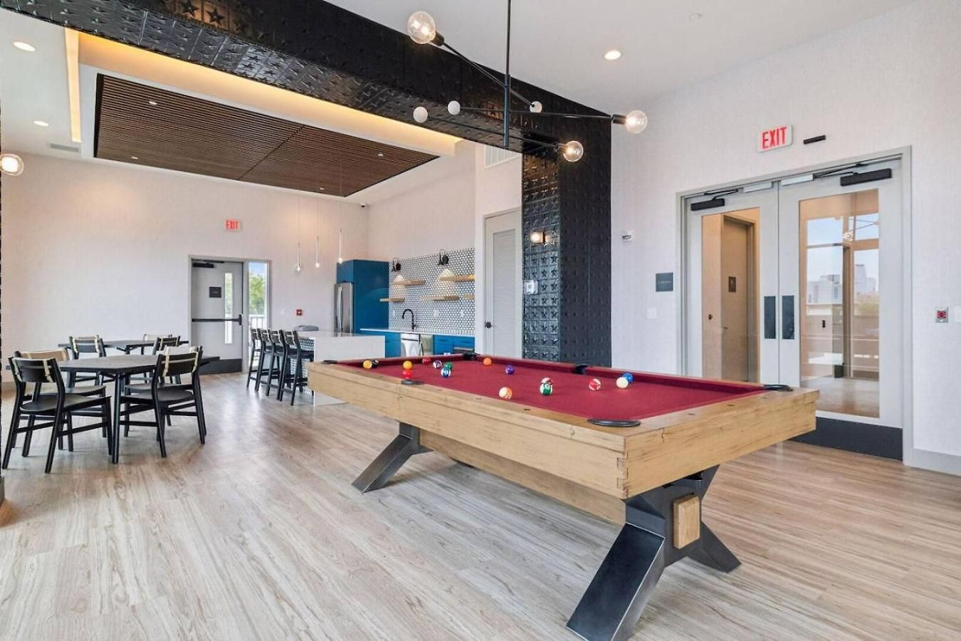 The Smokeshow On Music Row Near Broadway In Downtown Nashville- Pool, Gym, Patio Holiday home Nashville