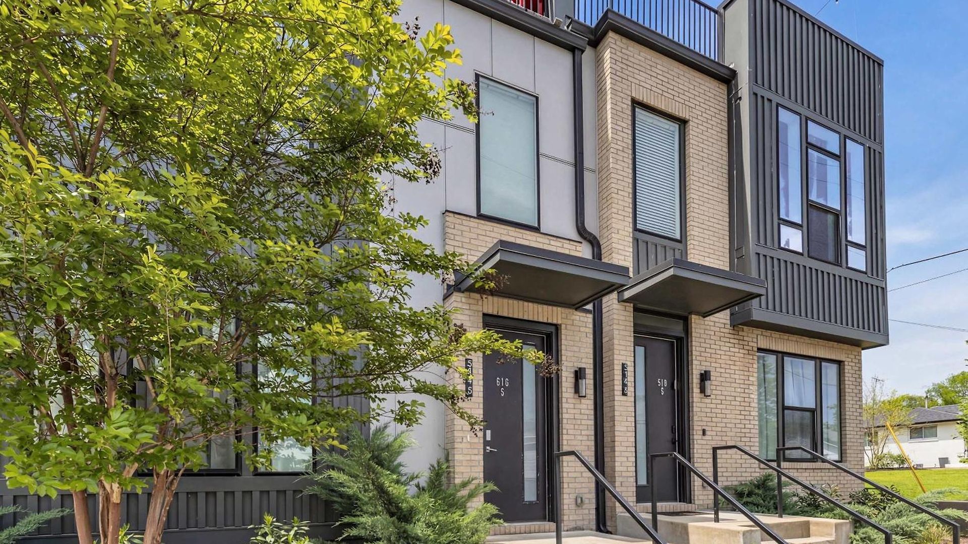 Holiday home Brand New Views Karaoke Near Downtown