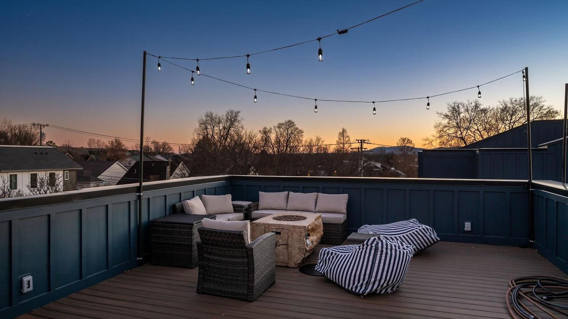 4 Rooftop Decks 4 Hot Tubs Game & Sauna *