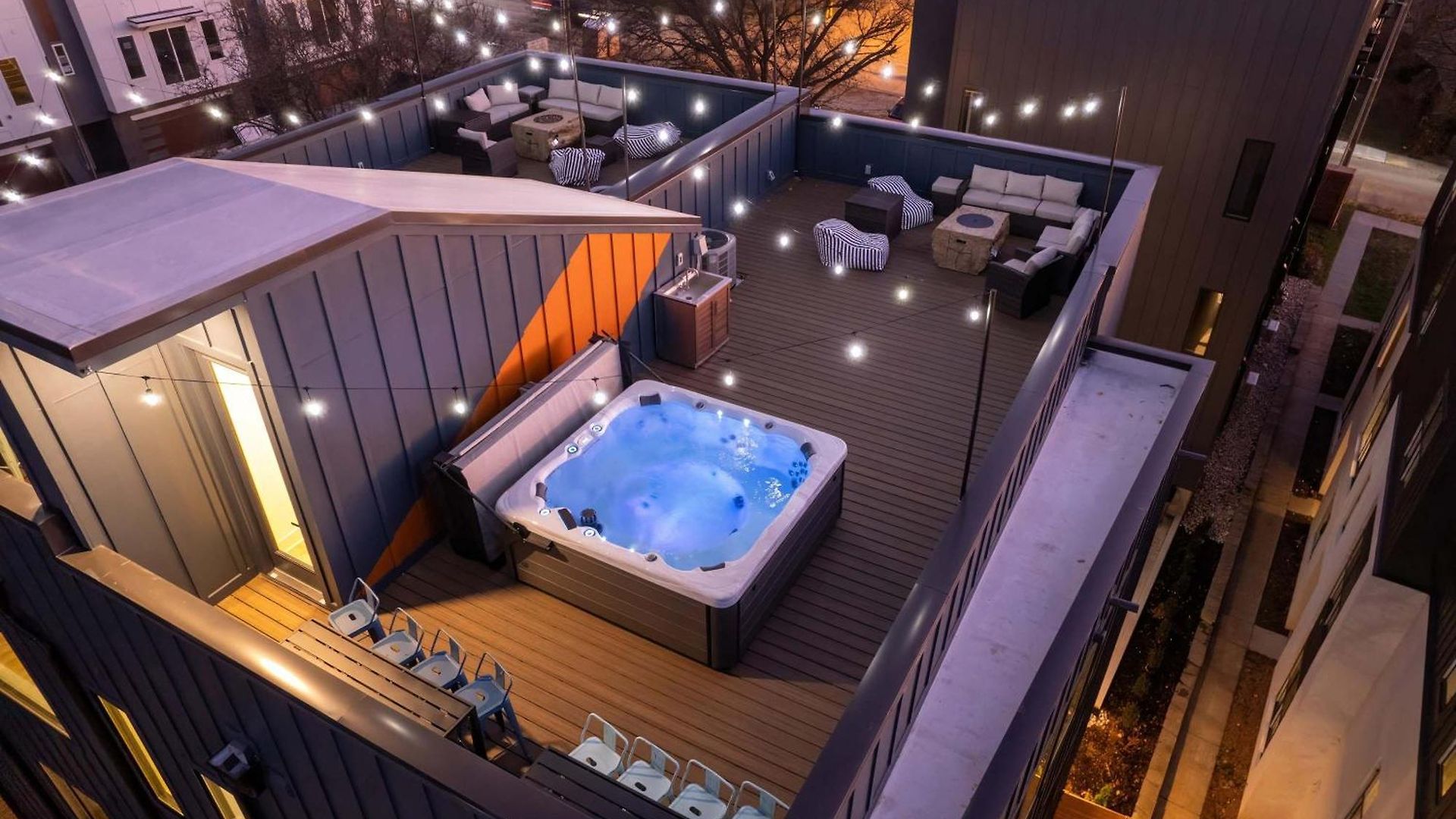 4 Rooftop Decks 4 Hot Tubs Game & Sauna *