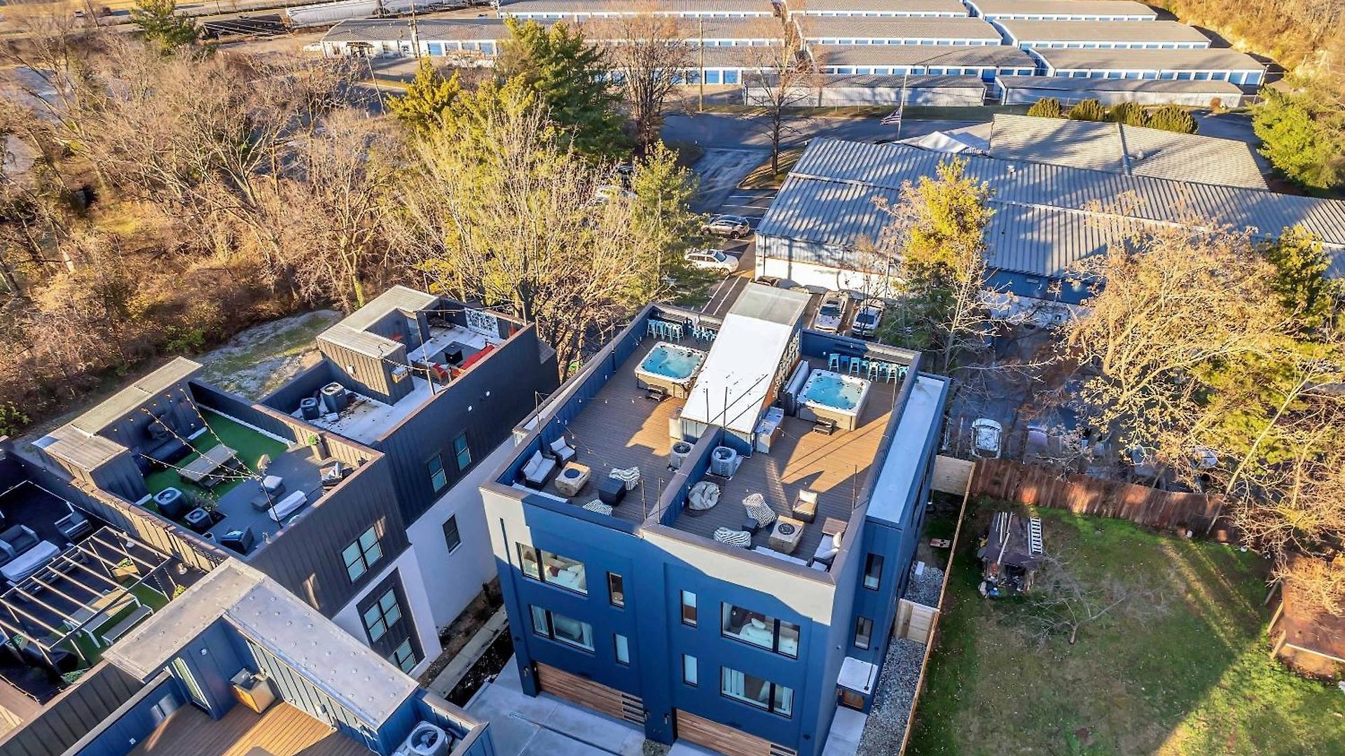 Holiday home 4 Rooftop Decks 4 Hot Tubs Game & Sauna