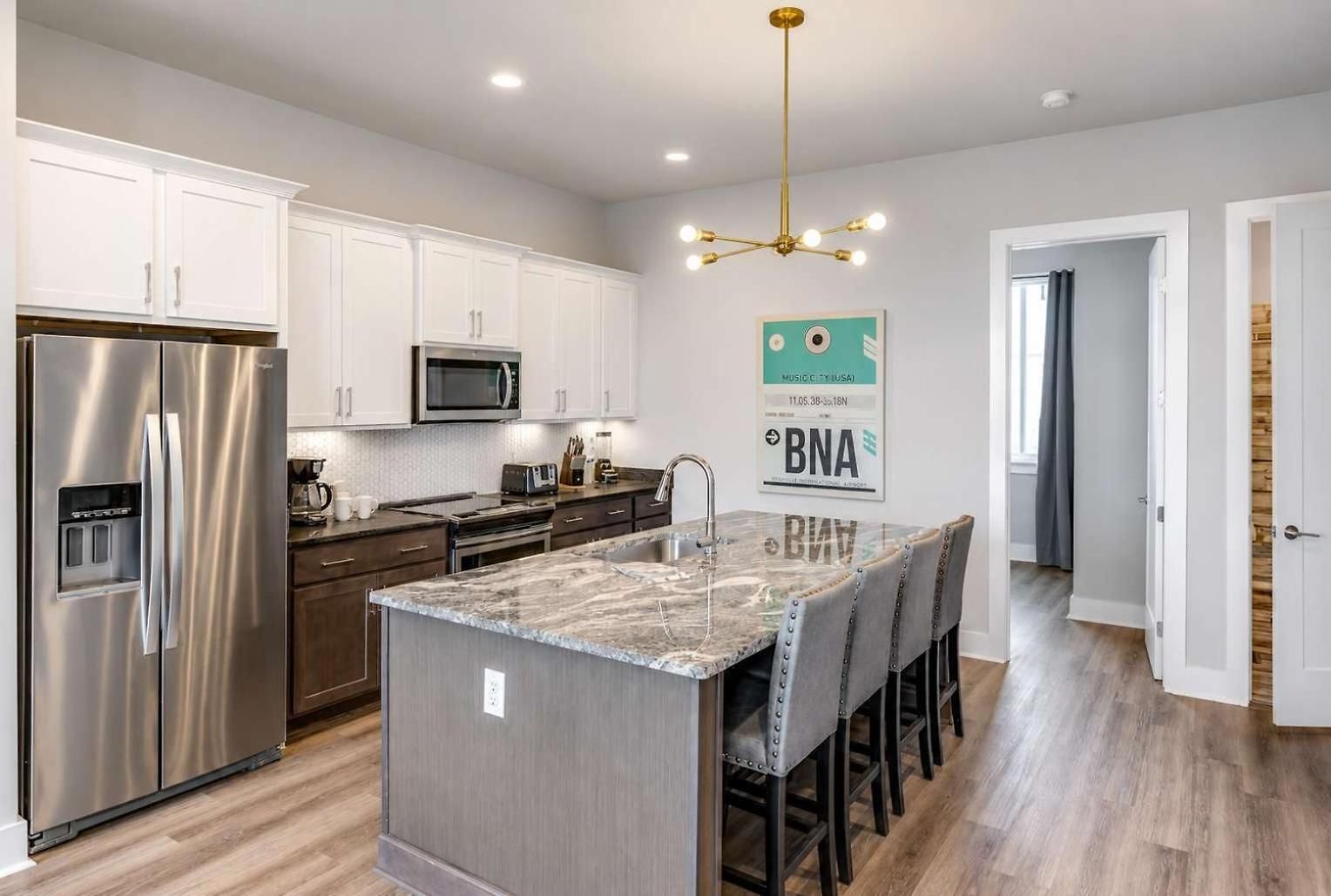 2 Premier Homes Sleeps 24 Rooftops * Nashville