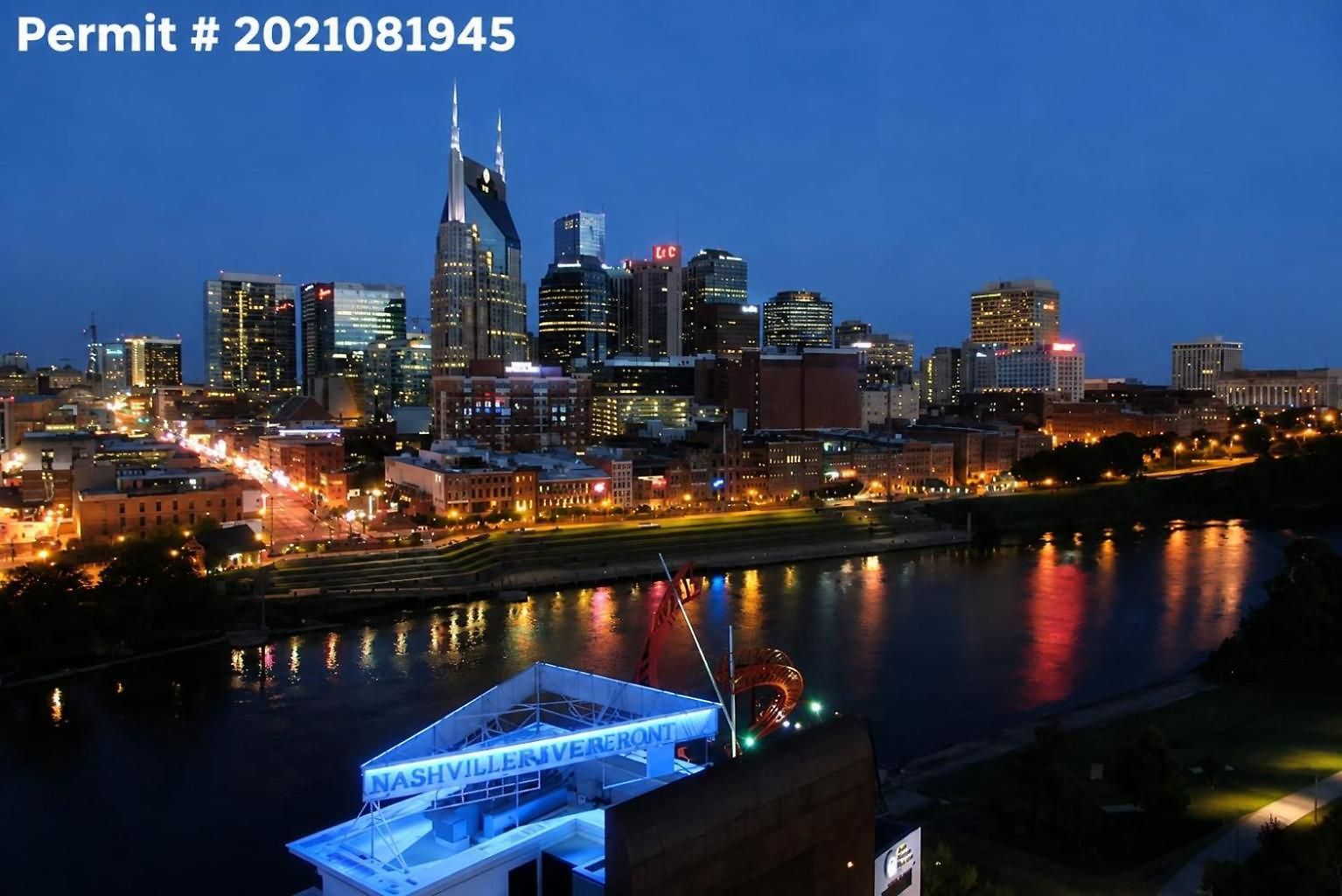 2 Premier Homes Sleeps 24 Rooftops *
