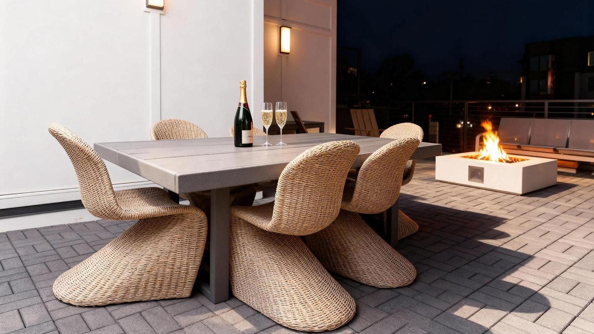Rooftop Fire Pit & Skyline Views Near Broadway Nashville