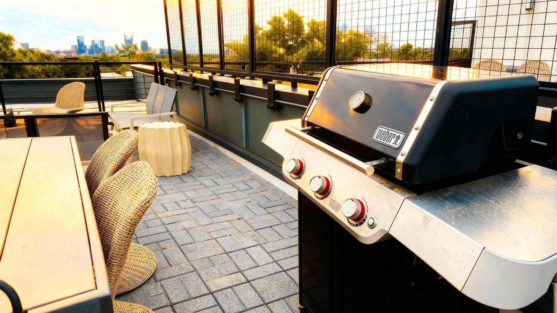 Retreat With Hot Tub & Private Garage * Nashville
