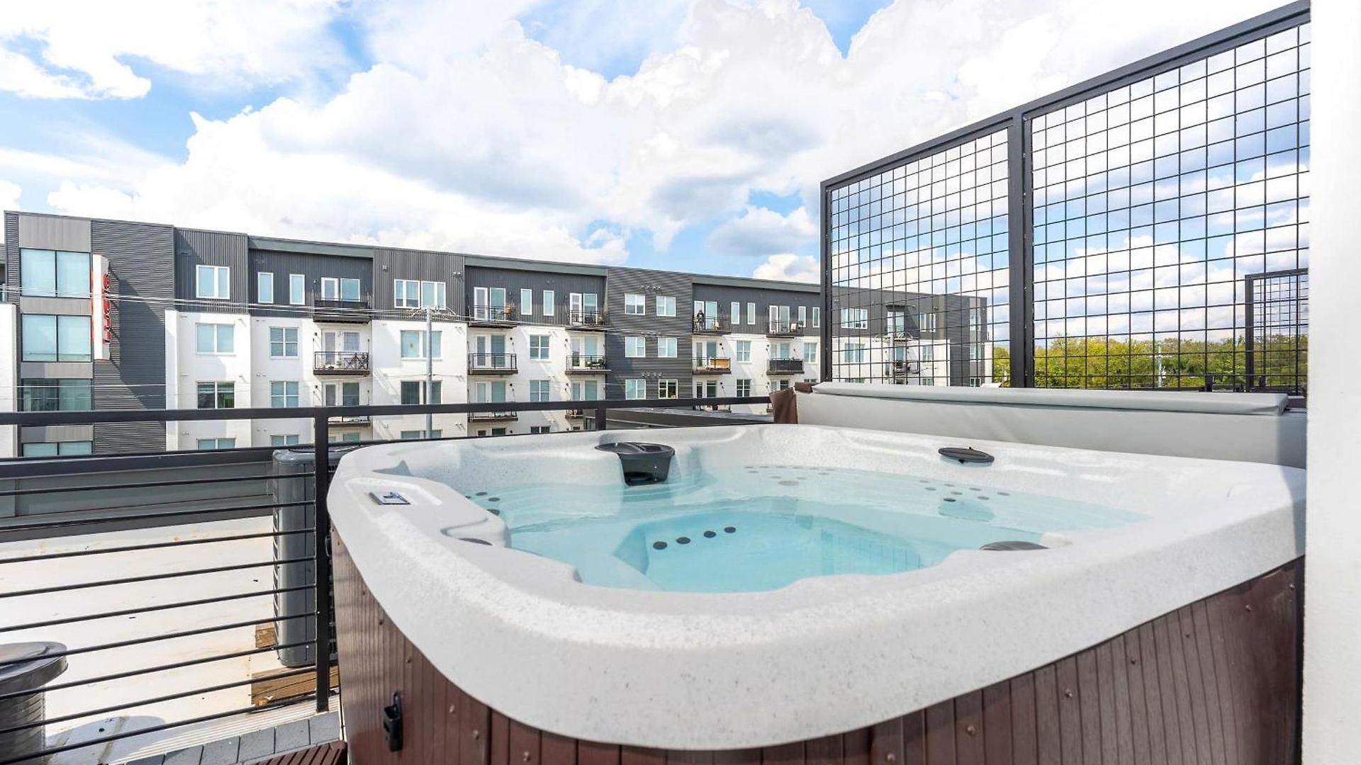 Luxe Group With Hot Tub & Rooftop Lounge Holiday home Nashville