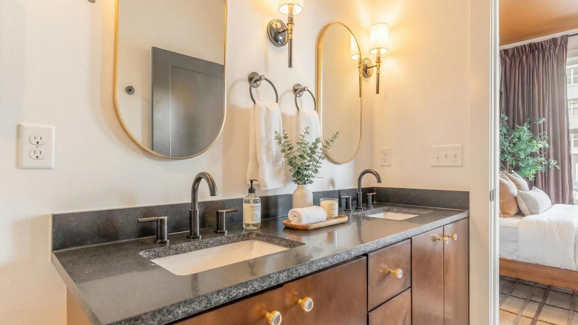 Luxe 4br With Fire Pit Grill And Views Nashville